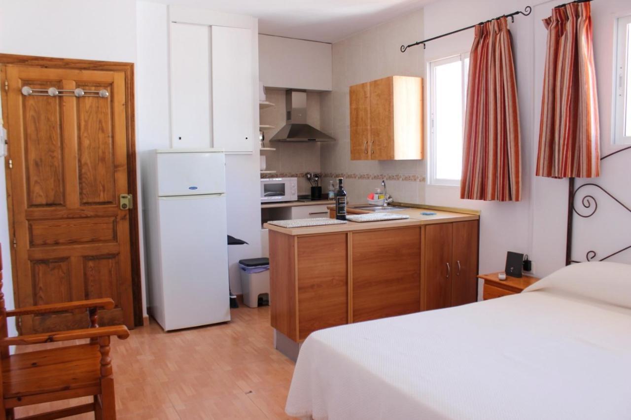 Apartamentos La Mar Chica Бенальмадена Экстерьер фото